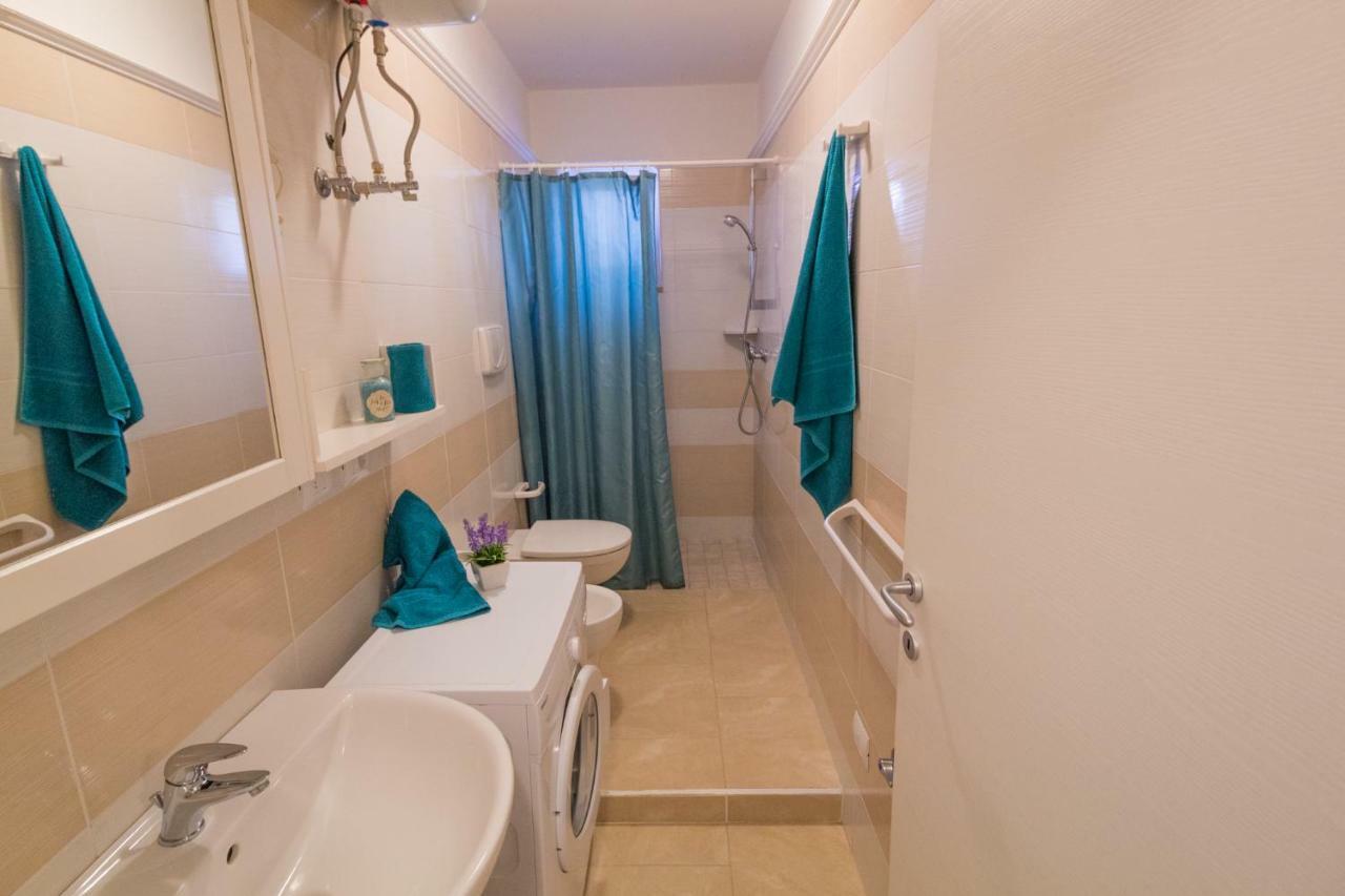 טורה סנטה סאבינה Villa Maggi Maurizia מראה חיצוני תמונה