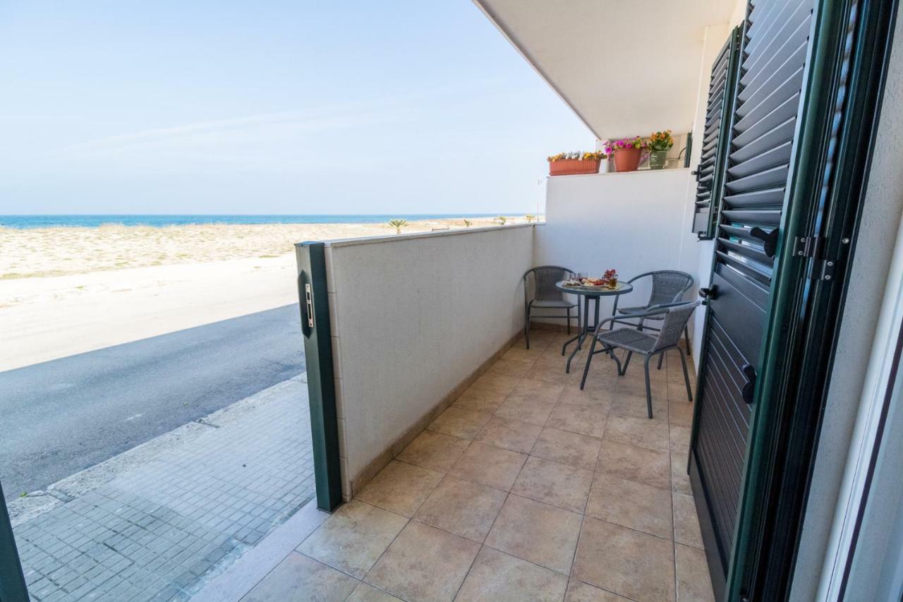 טורה סנטה סאבינה Villa Maggi Maurizia מראה חיצוני תמונה